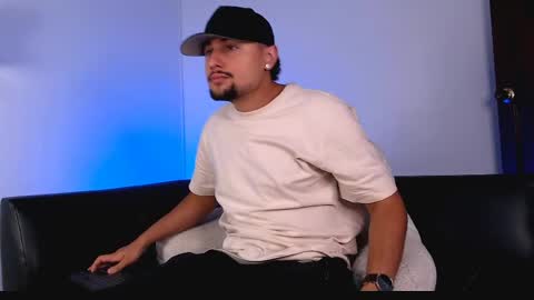  DEIVY  online show from 13, 4, 2026