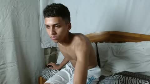 Snapshot of deivy_skinny01 chatting on 4, 11, 2025 Deivy online show from 4, 11, 2025