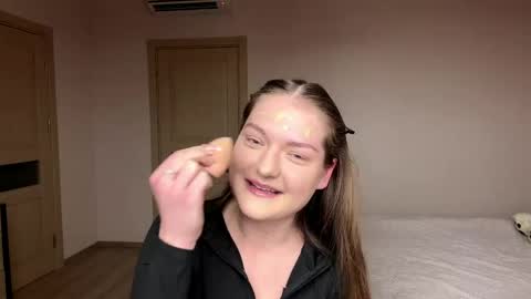 Mila online show from 10, 4, 2026