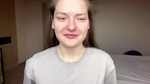 Mila online show from 13, 4, 2026