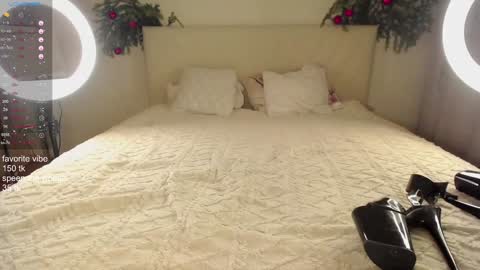 Snapshot of delanona chatting on 30, 12, 2024 Dia online show from 30, 12, 2024