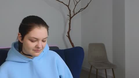 deliaeffy online show from 24, 3, 2026