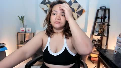 delightfulcurvy online show from 14, 1, 2025