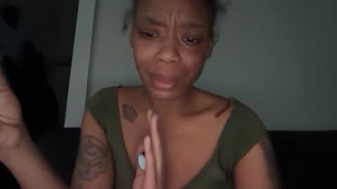 Snapshot of delightfuldark chatting on 5, 1, 2026 delightfuldark online show from 5, 1, 2026