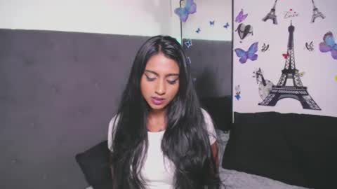 Delilah Blaze online show from 20, 10, 2025