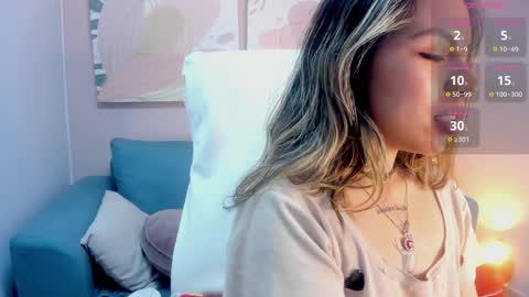 Snapshot of delilah_fix chatting on 29, 12, 2024 della online show from 29, 12, 2024