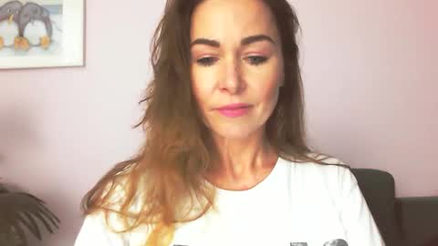 delilah_sweet online show from 12, 1, 2026