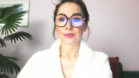 delilah_sweet online show from 8, 6, 2026
