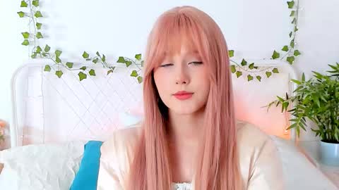 Delilah or Laila online show from 12, 9, 2025