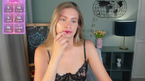 delinasis online show from 9, 6, 2026