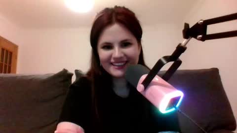 dellacrush_ online show from 2, 3, 2025