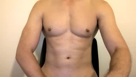 Snapshot of dellamoro chatting on 10, 6, 2026 dellamoro online show from 10, 6, 2026