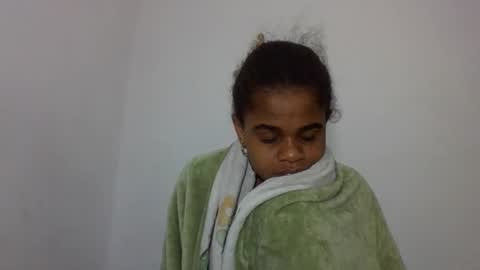 Snapshot of delphineee chatting on 9, 6, 2026 delphine online show from 9, 6, 2026