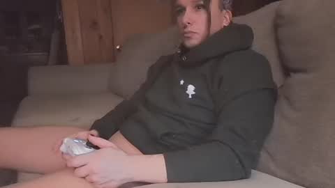 Snapshot of demelzabehr chatting on 29, 1, 2025 Frankie online show from 29, 1, 2025