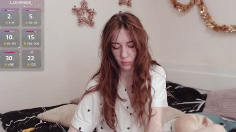 Snapshot of demiamour chatting on 29, 12, 2024 Demi. not your babybabebb and other shit online show from 29, 12, 2024