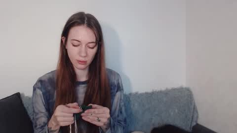 Snapshot of demiamour chatting on 30, 10, 2025 Demi. not your babybabebb and other shit online show from 30, 10, 2025