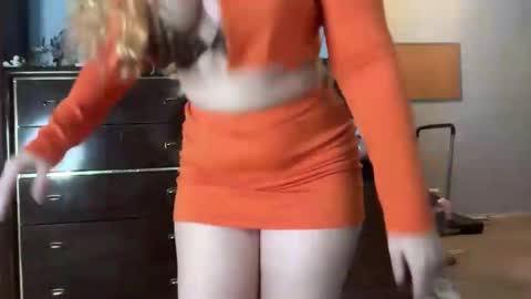 demi xc online show from 28, 11, 2025