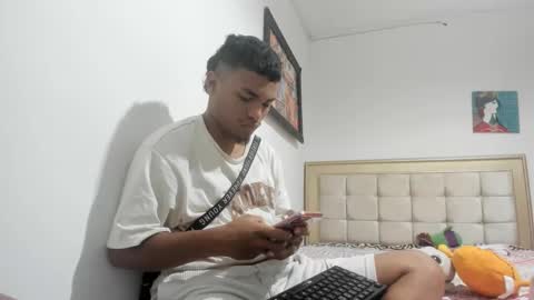 Snapshot of demol_latin chatting on 15, 1, 2025 MASTER DAV online show from 15, 1, 2025