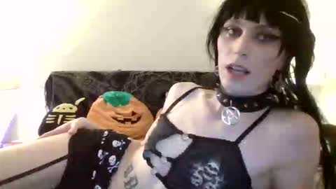 demonally online show from 14, 5, 2026