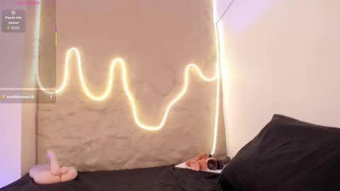 Snapshot of demy_ruiz chatting on 16, 12, 2025 demy_ruiz online show from 16, 12, 2025