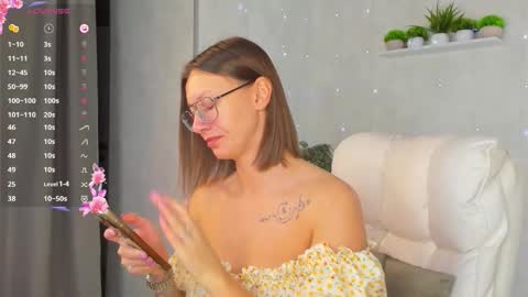 Snapshot of denise_halle chatting on 28, 9, 2025 Elina online show from 28, 9, 2025
