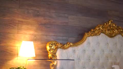 denisedevilles online show from 27, 2, 2025