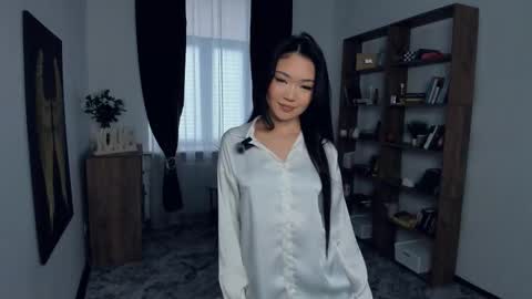 Mikky online show from 2, 12, 2025