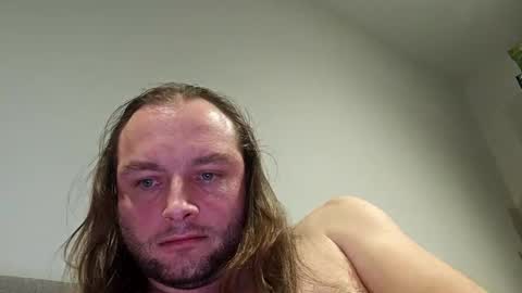 dennis210586 online show from 2, 12, 2024