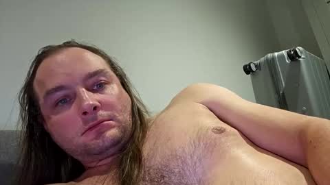 dennis210586 online show from 6, 1, 2025