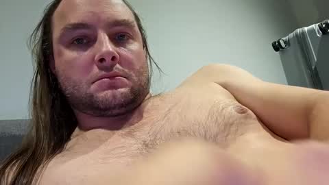 dennis210586 online show from 5, 2, 2025