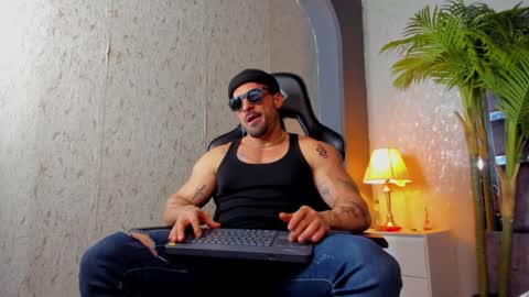 Snapshot of dennis_cox_ chatting on 2, 2, 2025 dennis_cox_ online show from 2, 2, 2025