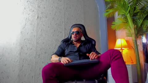 Snapshot of dennis_cox_ chatting on 7, 2, 2025 dennis_cox_ online show from 7, 2, 2025