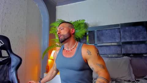 Snapshot of dennis_cox_ chatting on 28, 2, 2025 dennis_cox_ online show from 28, 2, 2025