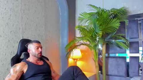 Snapshot of dennis_cox_ chatting on 6, 3, 2025 dennis_cox_ online show from 6, 3, 2025