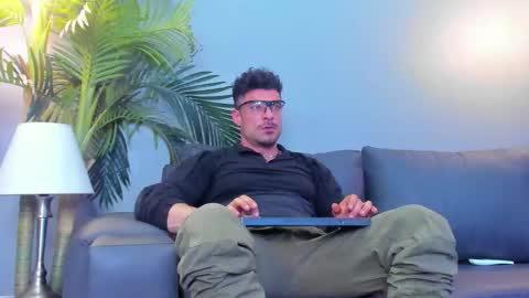 Snapshot of dennis_cox_ chatting on 12, 10, 2025 dennis_cox_ online show from 12, 10, 2025