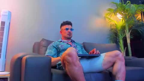 Snapshot of dennis_cox_ chatting on 16, 10, 2025 dennis_cox_ online show from 16, 10, 2025