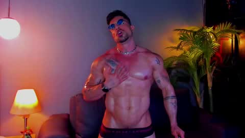 Snapshot of dennis_cox_ chatting on 19, 10, 2025 dennis_cox_ online show from 19, 10, 2025