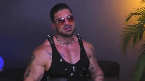 Snapshot of dennis_cox_ chatting on 30, 11, 2025 dennis_cox_ online show from 30, 11, 2025