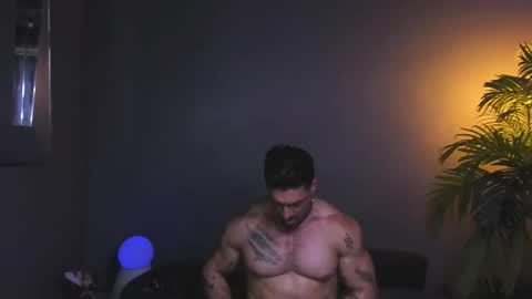 Snapshot of dennis_cox_ chatting on 30, 11, 2025 dennis_cox_ online show from 30, 11, 2025