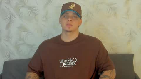 dennis munera online show from 28, 12, 2024