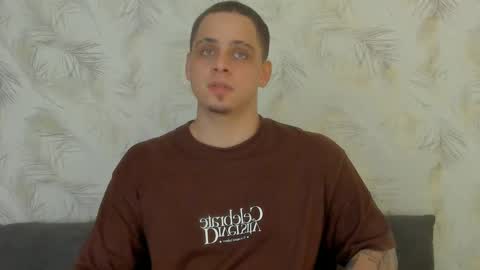 dennis munera online show from 6, 1, 2025