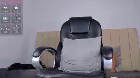 dennis munera online show from 31, 3, 2026