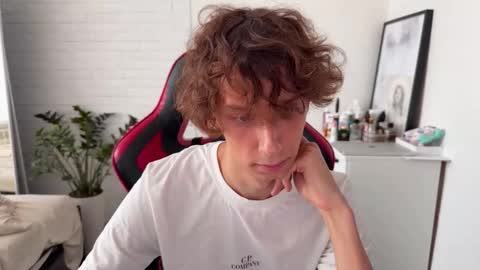 Snapshot of denobluora chatting on 3, 10, 2025 Jasper   online show from 3, 10, 2025