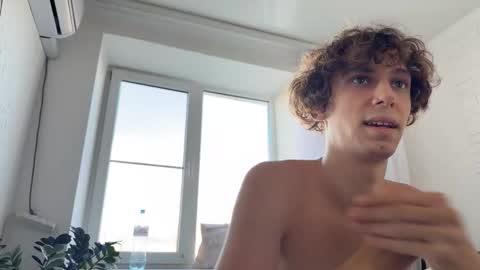 Snapshot of denobluora chatting on 30, 10, 2025 Jasper   online show from 30, 10, 2025