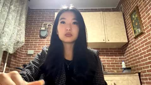 Snapshot of denysebernacchi chatting on 30, 10, 2025 Emma online show from 30, 10, 2025