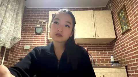 Snapshot of denysebernacchi chatting on 6, 11, 2025 Emma online show from 6, 11, 2025