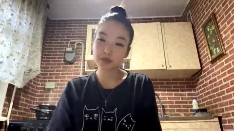 Snapshot of denysebernacchi chatting on 7, 11, 2025 Emma online show from 7, 11, 2025