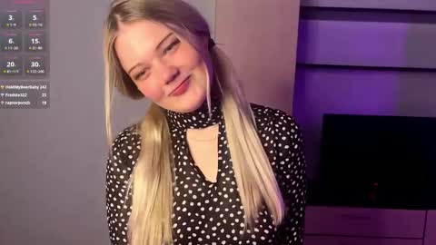 Luna online show from 12, 3, 2026