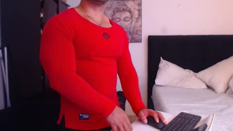 Derek online show from 21, 12, 2025