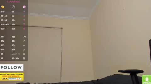 Derekcb online show from 15, 10, 2025